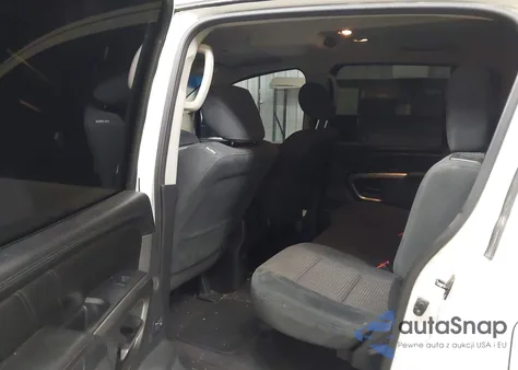 2015 Nissan Armada Sv from USA, damaged, VIN 5N1BA0NC2FN618615